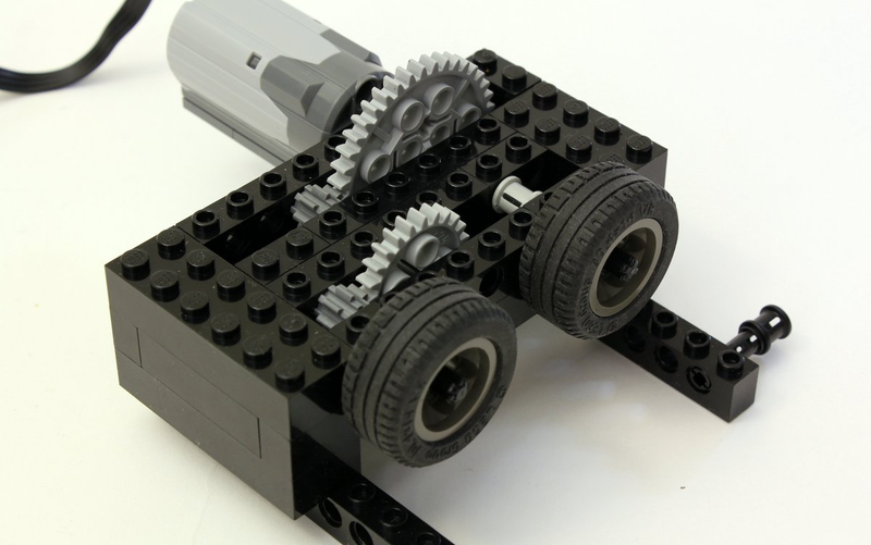 Illustration for article titled This Lego particle accelerator should be the next brick separator